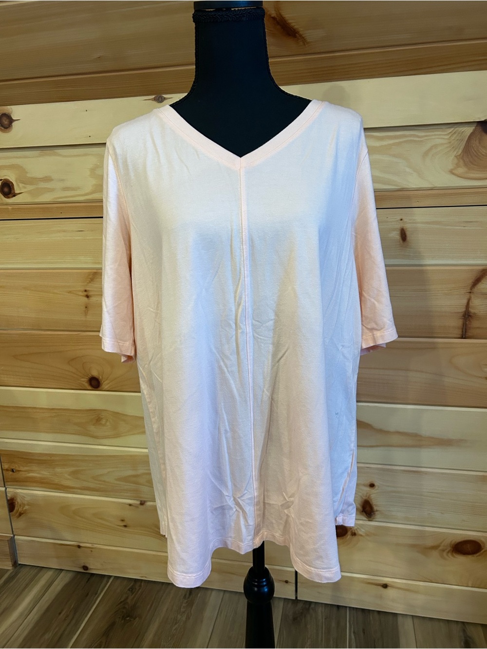 D & Co Women’s V-Neck Short Sleeve Top in Light Peach Casual Comfort